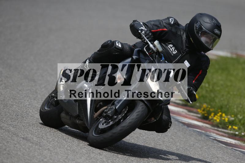 /Archiv-2024/29 12.06.2024 MOTO.CH Track Day ADR/Gruppe blau/1